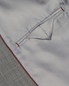 Классический серый костюм в клетку Бредли